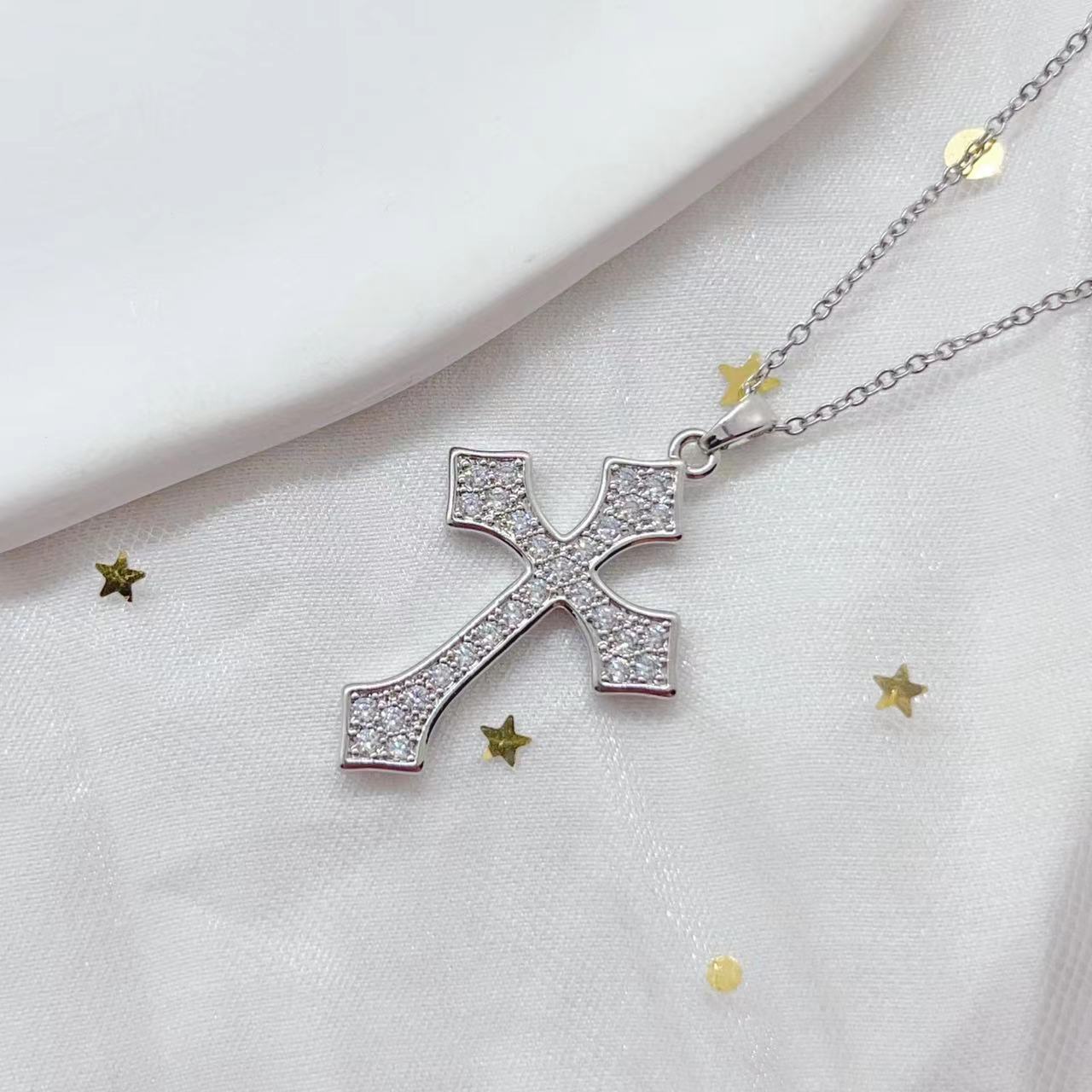 A cross-border cross-shaped zirconium copper micro-inlaid zircon pendant from Europe and America, an inS-style light luxury fashion and individuality necklace Application Scenario
