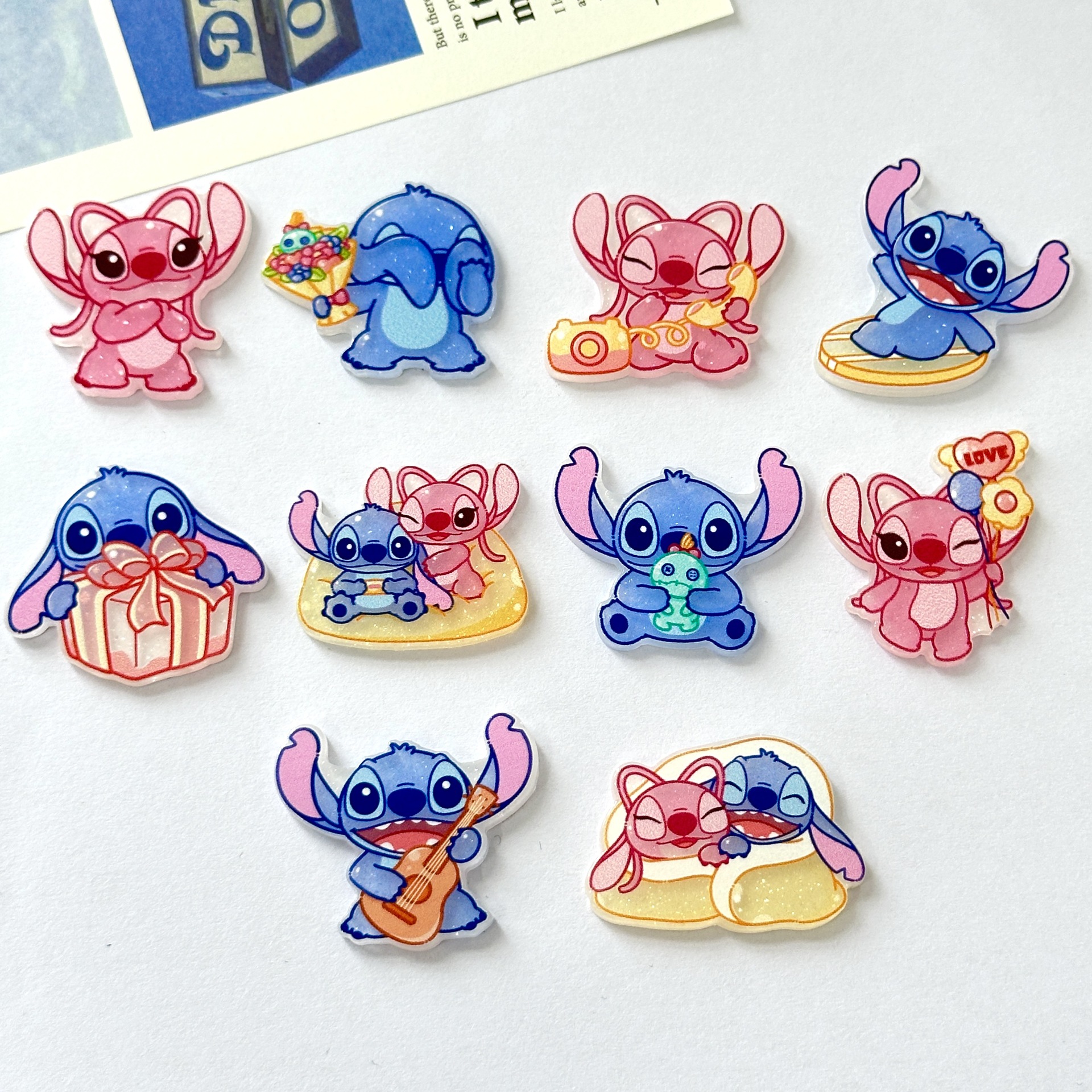 卡通可爱动漫史迪仔周边亚克力胸针创意搞怪包包装饰贴片挂件配件细节图