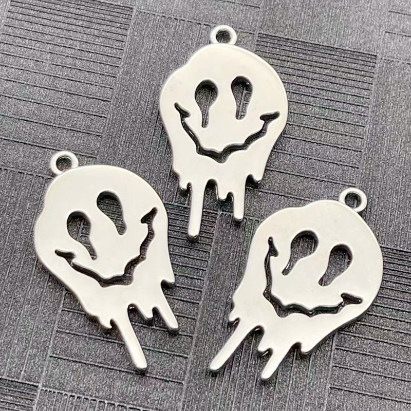 Soul Horror Smiling Face Necklace for Men and Women, Trendy hip-hop 2021 New style trendy Internet celebrity alloy pendant accessories details Picture