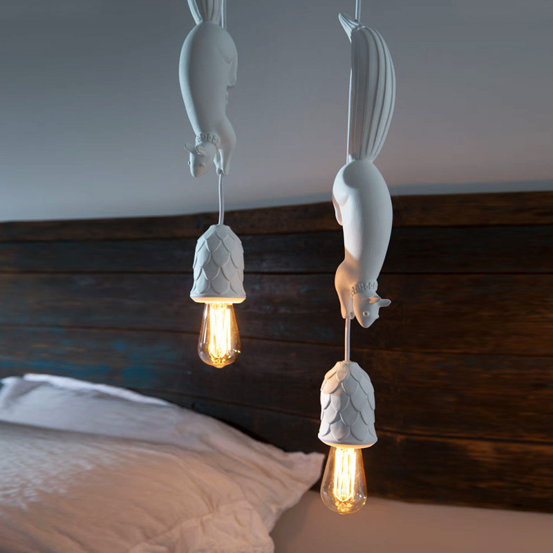 Nordic-style creative restaurant, bedroom, kindergarten design, children's personalized decoration, bar, animal, squirrel, resin chandelier full figure