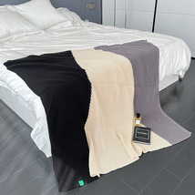 厂家批发秋冬新款北欧撞色床尾毯办公午睡沙发毯空调盖毯针织毯子