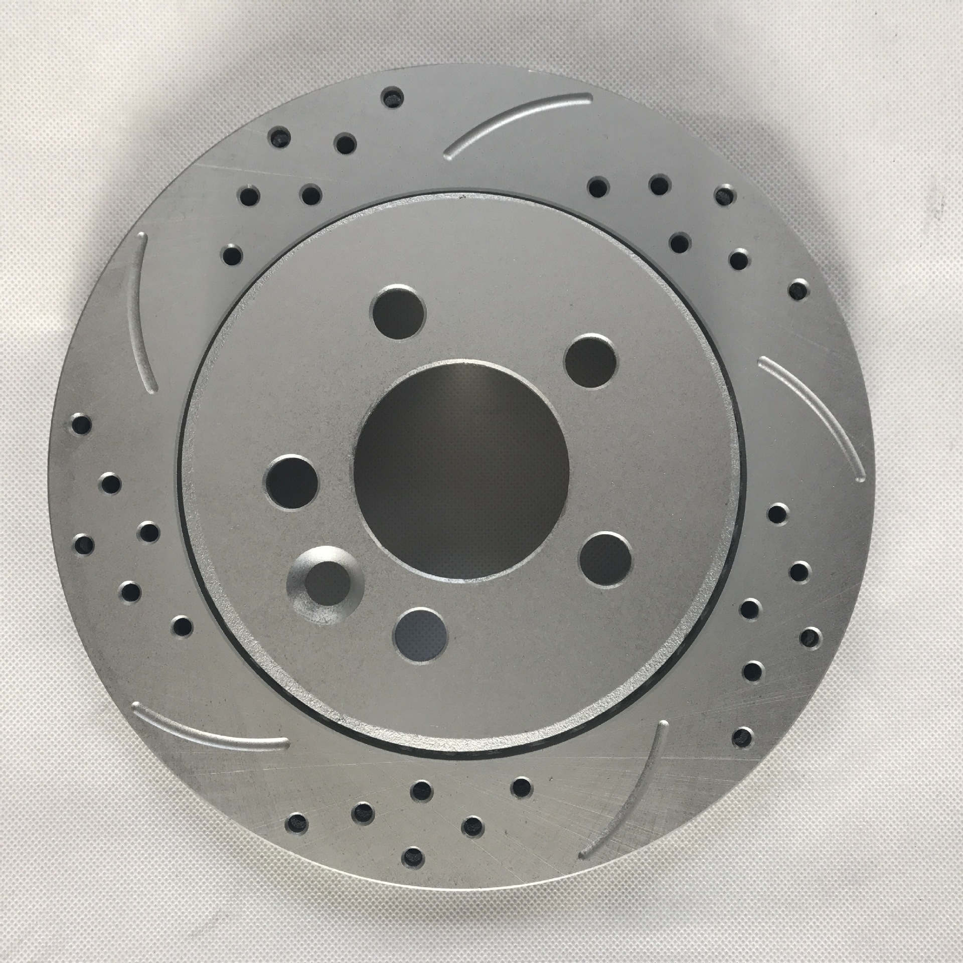 Gbd90844 Is Applicable To Nanjing Mg 7, Roewe (Shanghai Roewe)550 E550, Mg (Saic)550 details Picture
