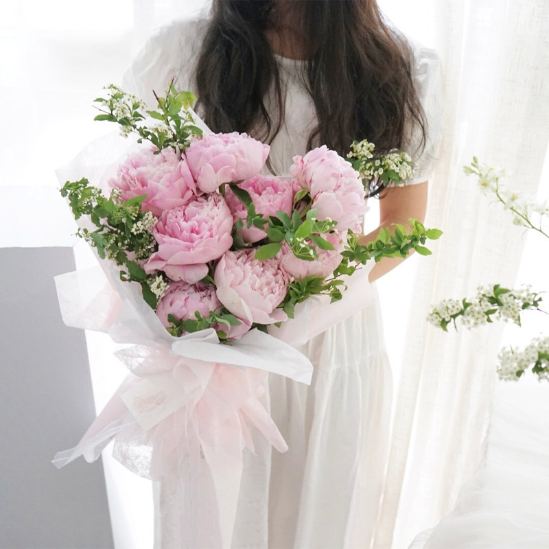 Solid color cotton paper DIY handmade bouquet wrapping paper florist supplies bouquet translucent lined with dried flower package floral paper Application Scenario