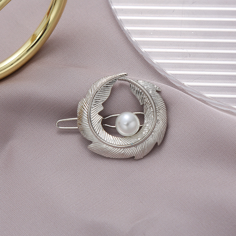 Korean Version Mori Hair Clip Female Summer Side Fringe Clip Net Red Hair Card Word Clip Elegant Temperament Headwear Wholesale Item Picture