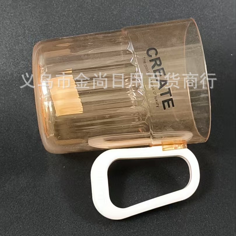 The popular Cool Bear transparent mouth cup, plastic brushing cup, is specially designed for household mouthwash cups Specification drawing