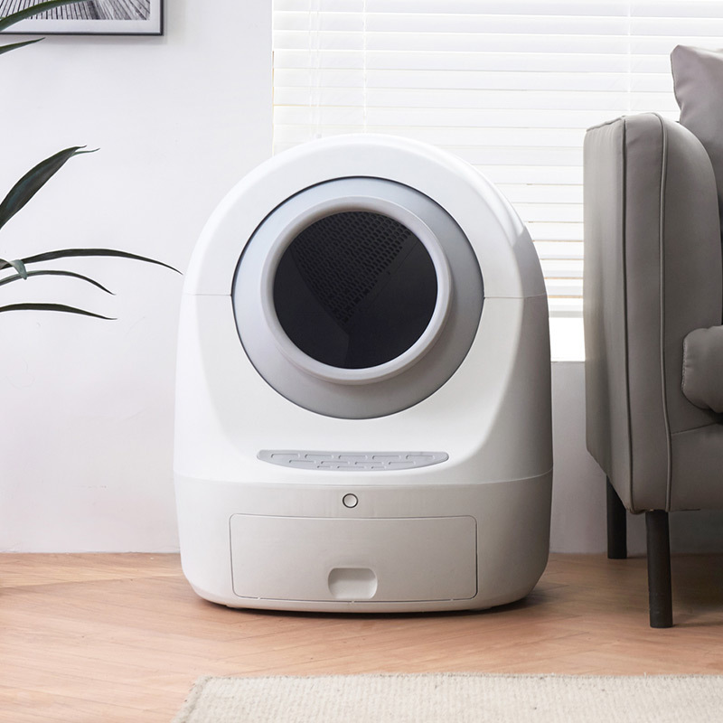Electric intelligent automatic cat litter box fully closed to prevent splashing and automatic cleaning of cat litter box Application Scenario