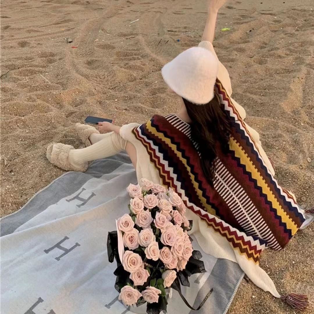 Bohemian travel Muerbian ethnic style shawl 2023 New style cape Retro tassel Cape Scarf wholesale details Picture