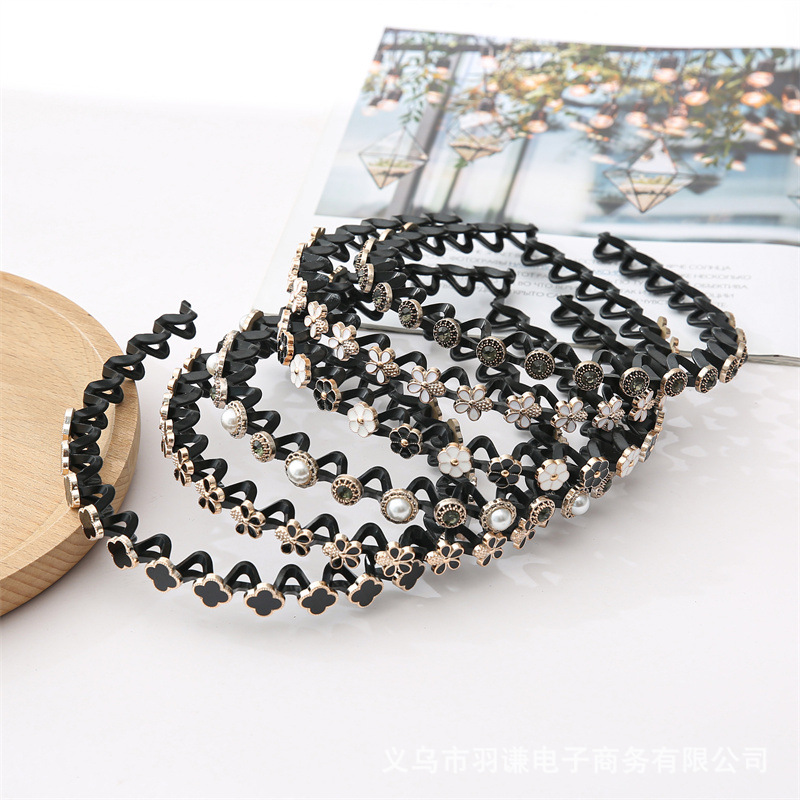 Wavy Headband Wholesale Bangs Broken Hair Finishing Artefact Net Red Pearl Face Braid Hair Band Women's Headband Hair Accessories details Picture