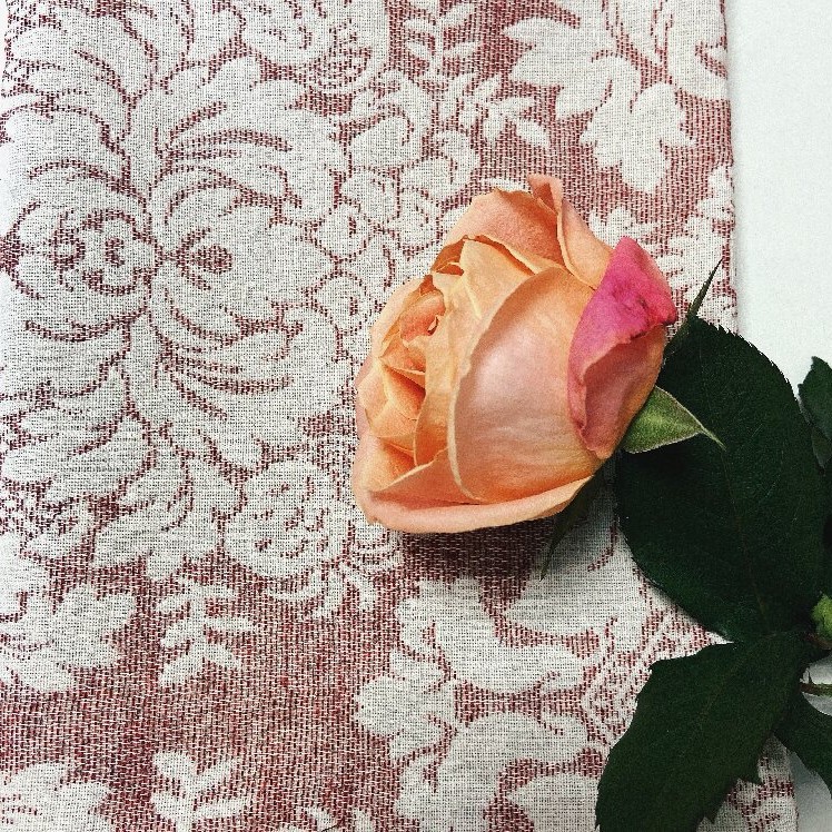 KEER modern, simple, fashionable, elegant and high-end retro jacquard series cotton and linen napkins, table MATS and placemats Specification image