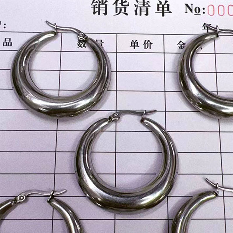 Exaggerated geometric crescent-shaped semi-circular hollow earrings, stainless steel ear rings and earrings from Amazon e-commerce in Europe and America are cross-border Item Picture