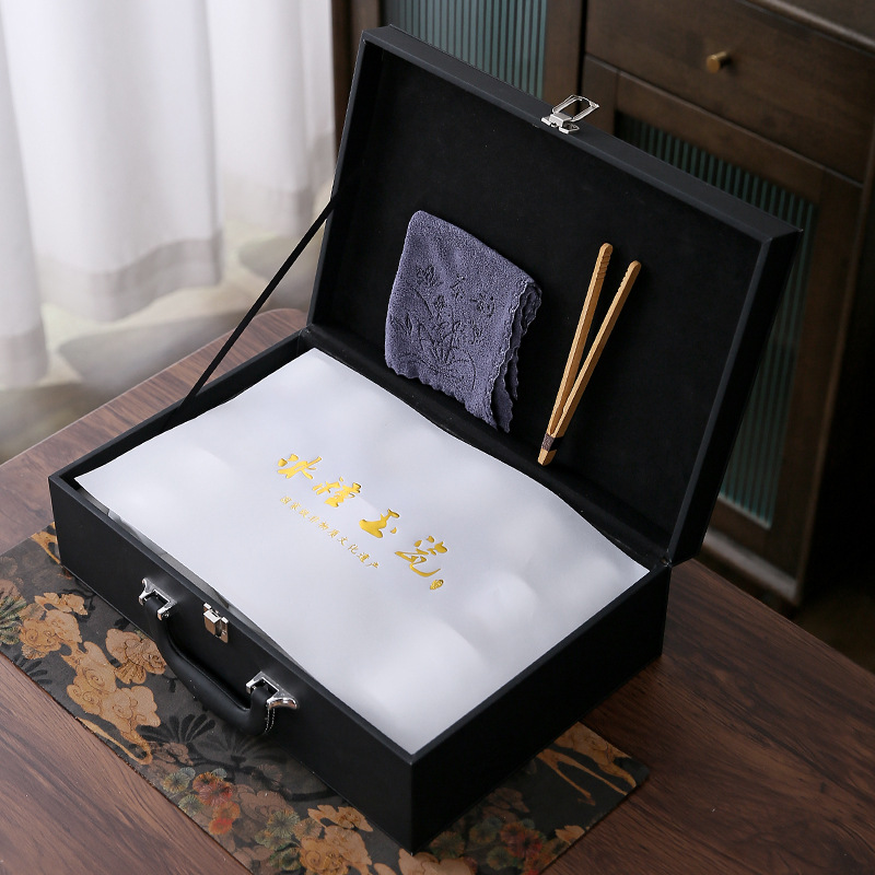 High-end ice-type jade porcelain Gongfu tea set, household covered bowl, company reception souvenir, business gift set Application Scenario