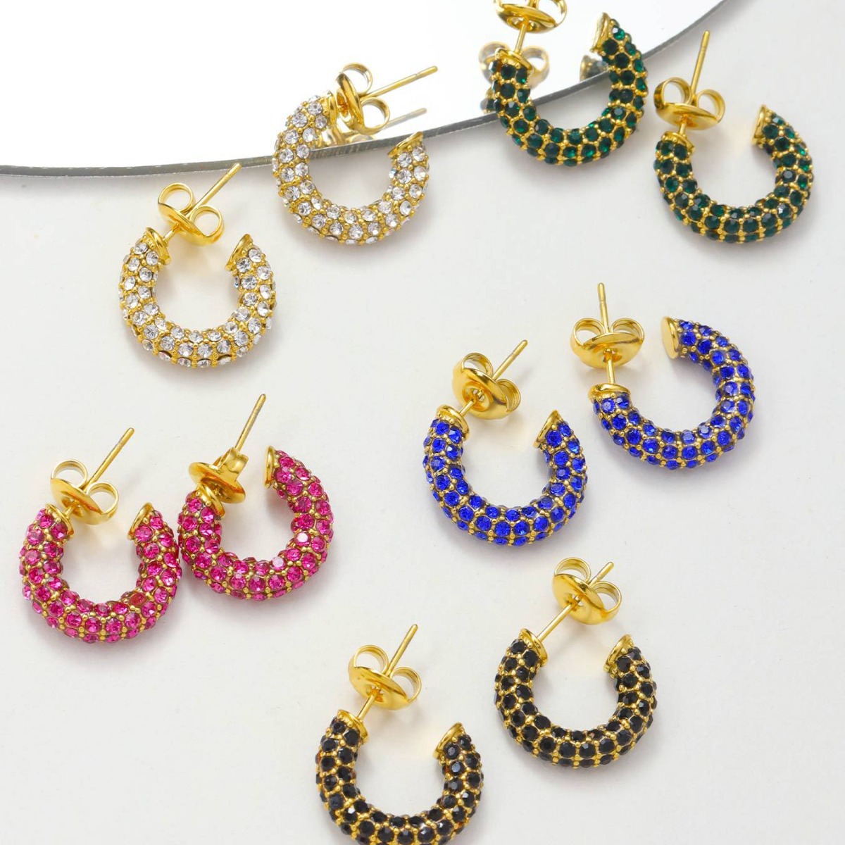 Wholesale of new gold-plated earrings, seven-color full diamond ear rings and earrings, high-end jewelry that are popular on Instagram in Europe and America