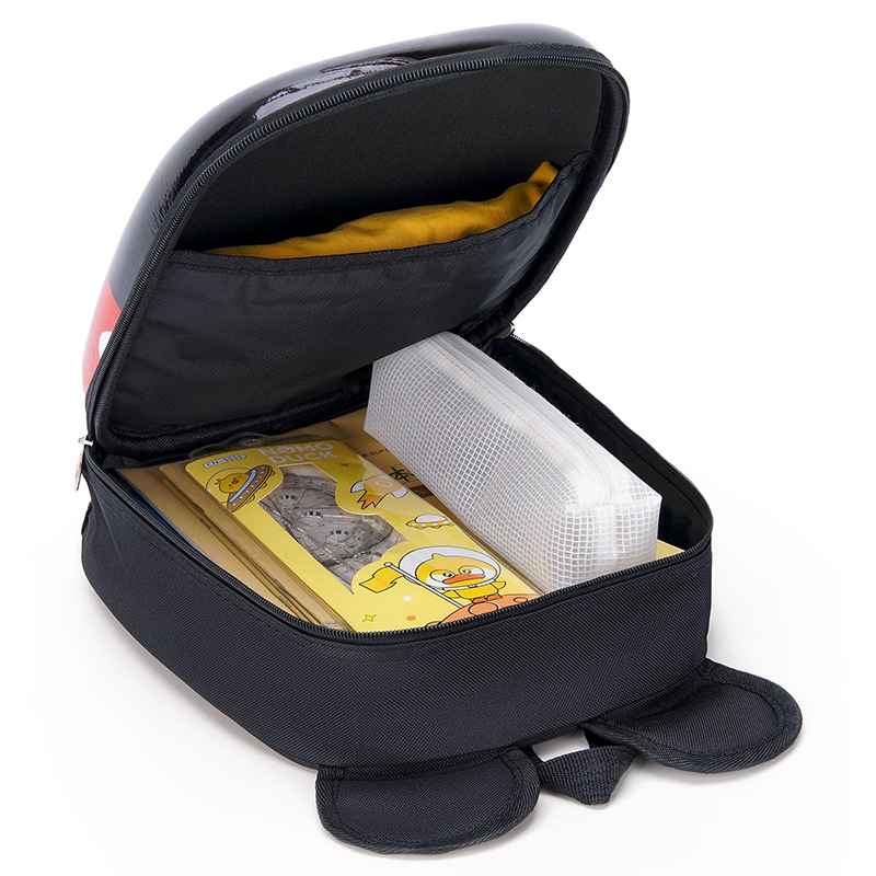 儿童休闲双肩包实物图