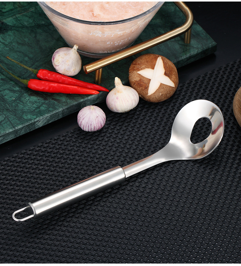Manufacturer's stainless steel meatball maker, household kitchen fish ball pressing spoon tool, Douyin squeezing and digging meatballs details Picture