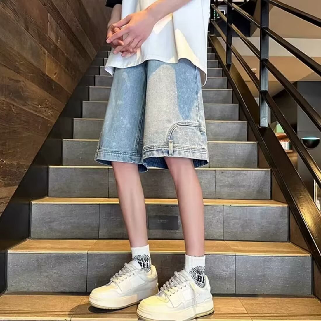 Men's 2024 summer new denim shorts with a gradient design, trendy and niche high-street washable capri pants