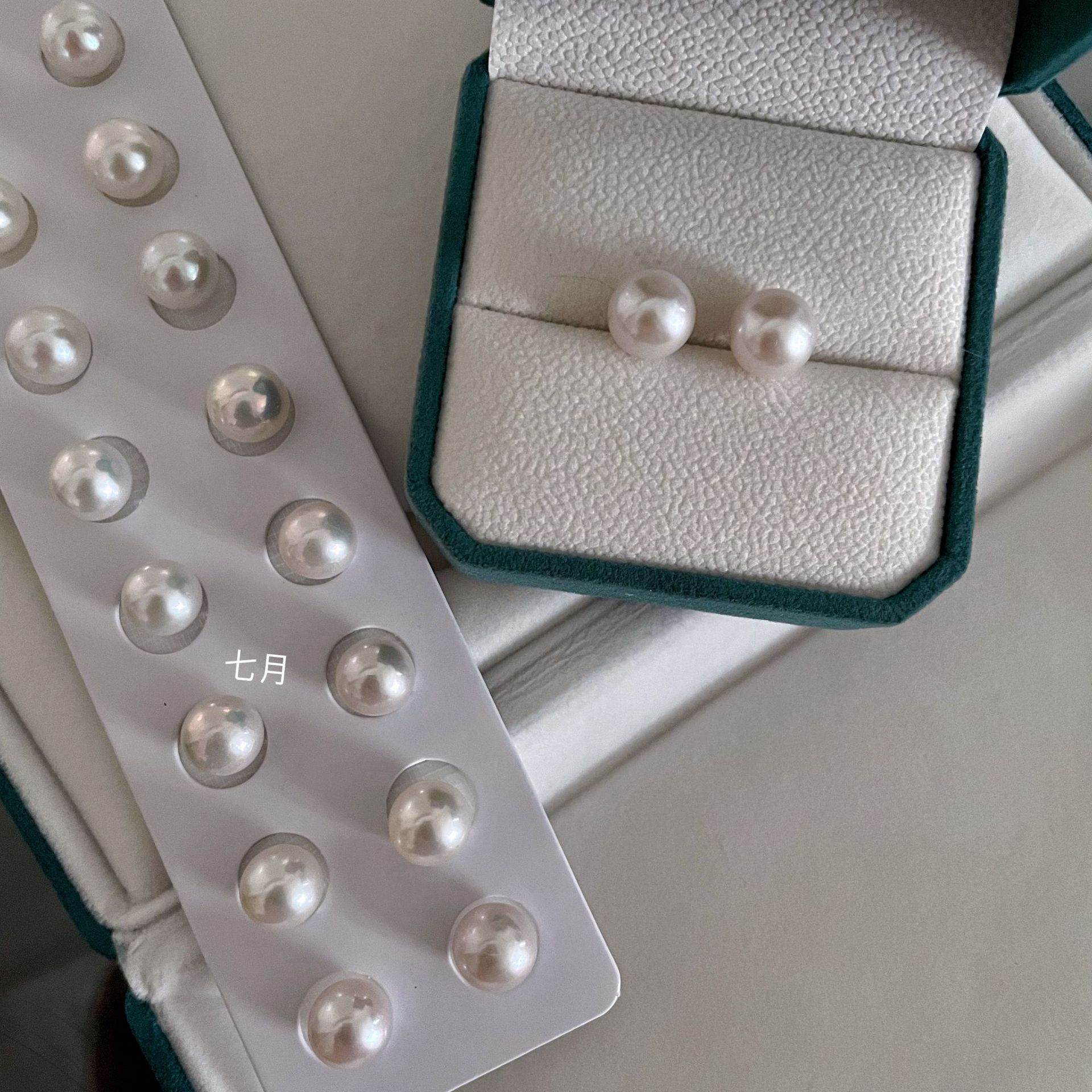 July Jewelry 18k plain stud earrings, Edison silver needle, large dot position, Tamsui Pearl, Strong Light Store, round and simple Specification image