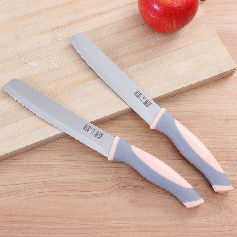 Watermelon slicing knife, extended stainless steel household simple and creative fruit peel knife, kitchen knife Application Scenario