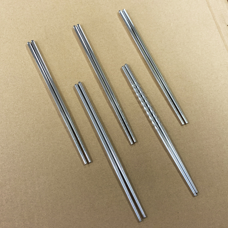 Factory wholesale stainless steel chopsticks, hollow anti-scald and anti-slip chopsticks, fast food restaurant, household and canteen supply, threaded chopsticks Specification image