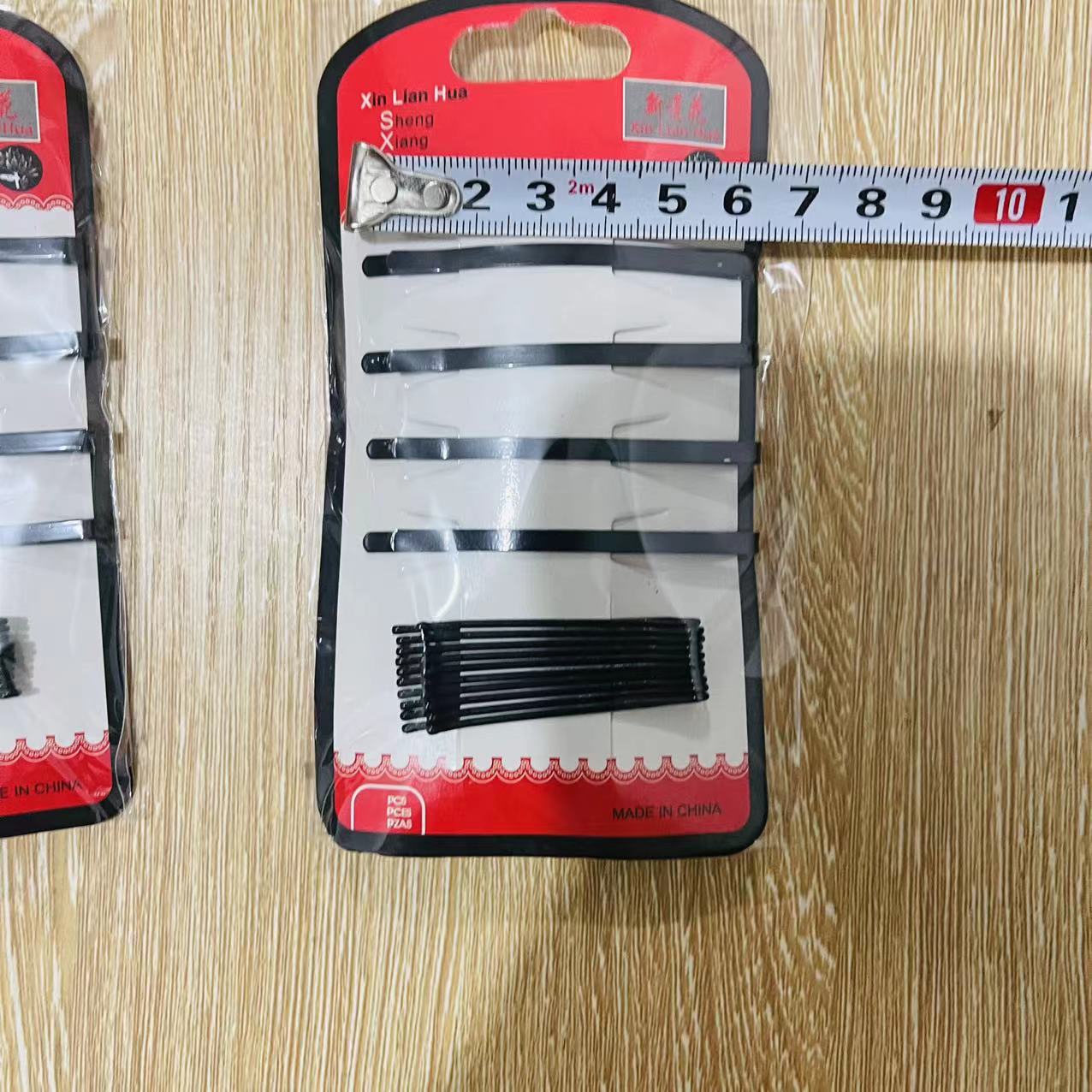 【1-9 Zones 】 Red Card One-piece Hair Clip 10/ Pack 2000/ box Red Paper Card One-piece Hair Clip Set Steel Wire Clip Fashion Hair Clip One Yuan Store Good supply Item Picture