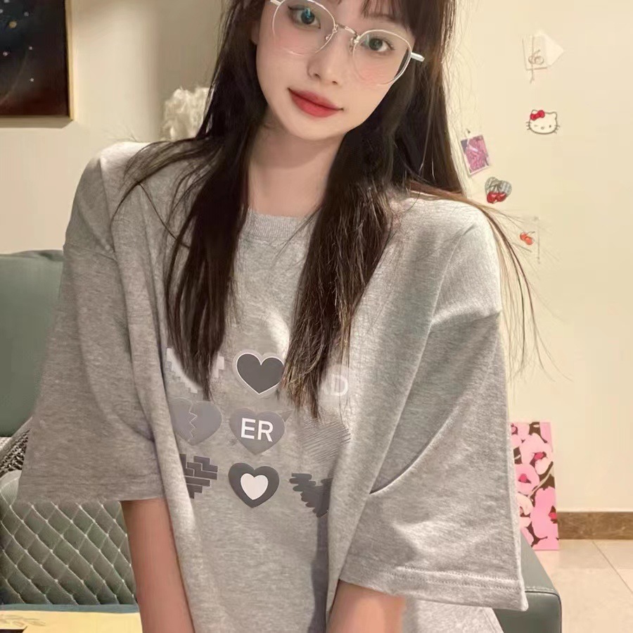 2023 Summer new niche trendy brand short-sleeved women's round-neck loose casual couple love T-shirt base layer Specification image