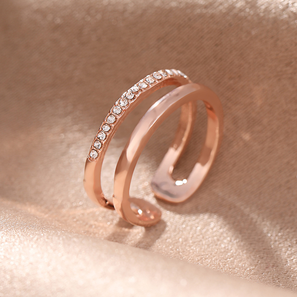 Kimoj's New 2025 Ring, A Women's, Japanese And Korean, Light Luxury, Niche Design, Internet-Famous Sparkling Diamond Double-Layer Adjustable Opening Index Finger Ring Application Scenario