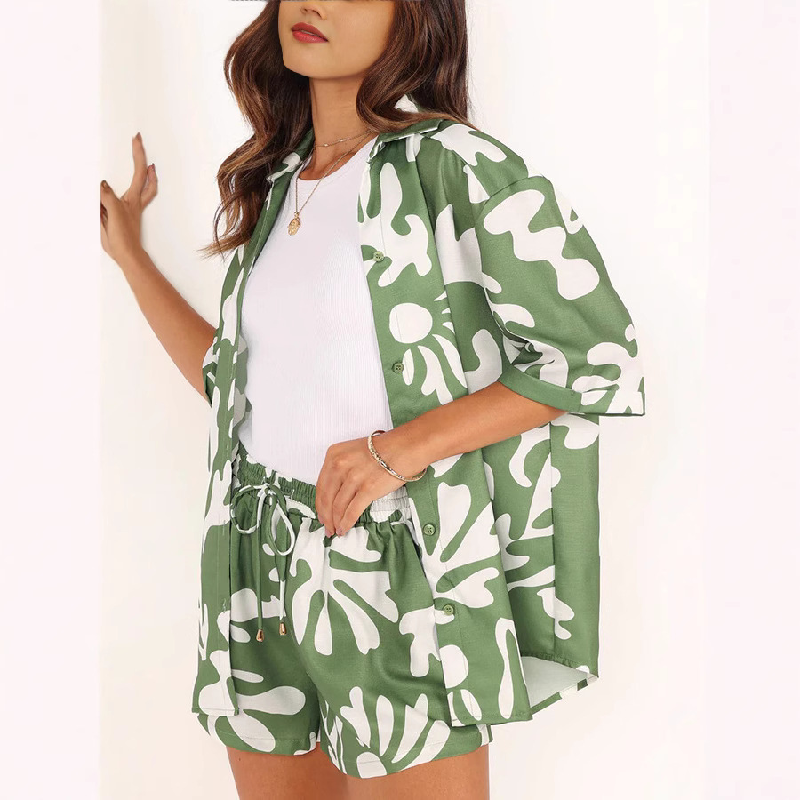 2026 Cross-border European and American women's clothing new lapel print short top + shorts set Specification image