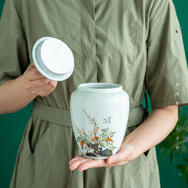茶叶罐实物图