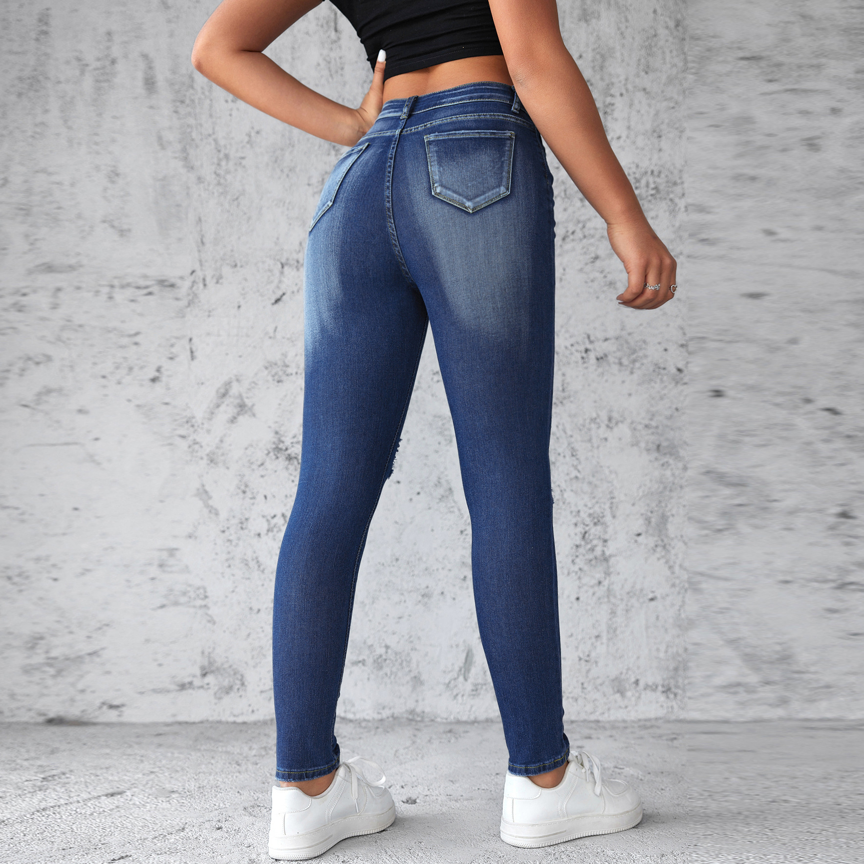Factory direct sales 2025 European and American cross-border stretch ripped jeans, women's slimming and hip-lifting high-waisted washed long pants in stock Specification image