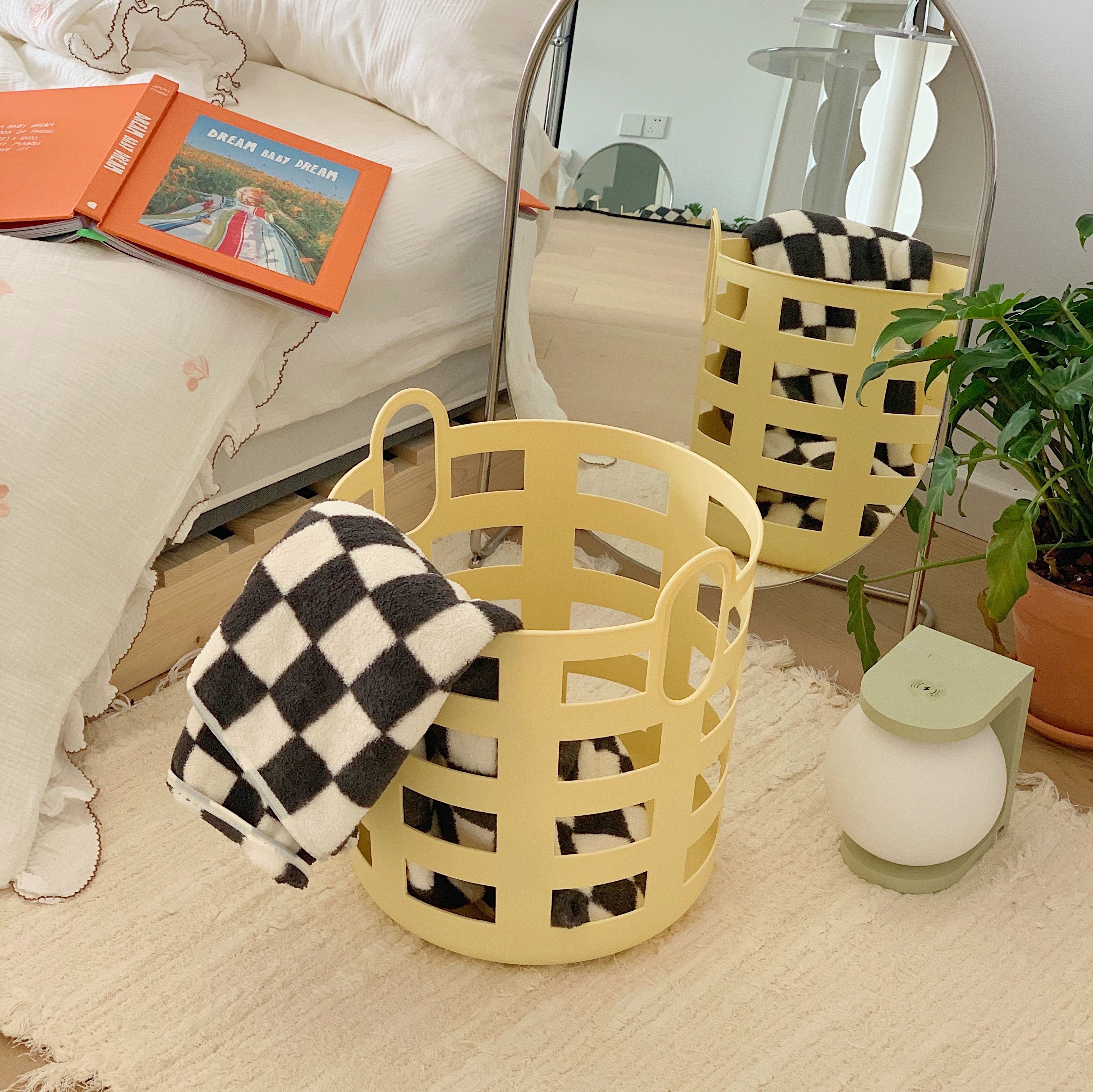 Ins Air Hollow Custard Dirty Laundry Basket Dirty Clothes Storage Basket Home Storage Basket Bedroom Bathroom Storage Basket Linda details Picture