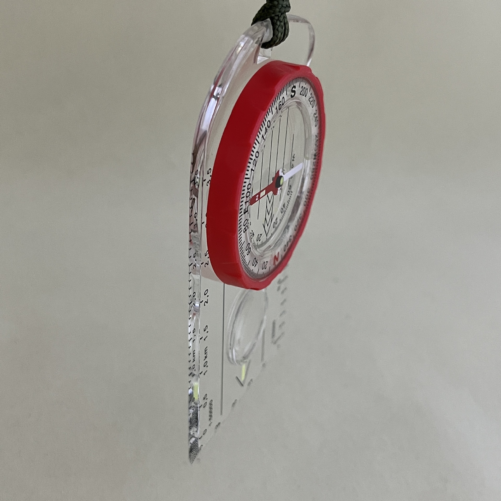 Cross-border supply DC47-7 outdoor multi-functional compass, compass, map ruler, scale ruler, in stock for the wild details Picture