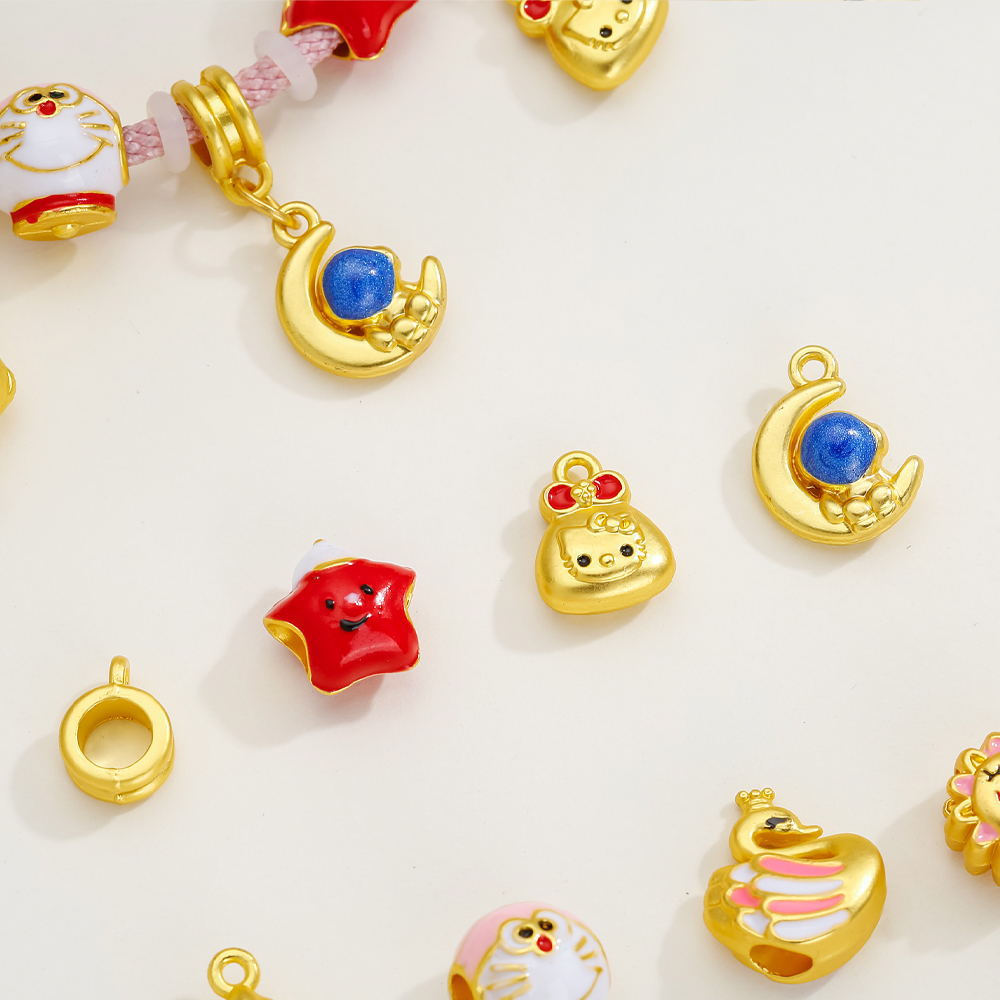 Sand gold cartoon robot cat, swan, sunflower, smiling face, Christmas star, large hole with beads, astronaut, Ultraman accessories details Picture