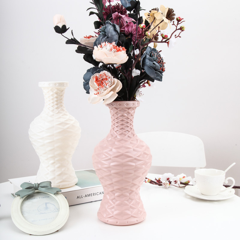 Factory direct sales of plastic vases, Nordic color vases, dry and wet flower arrangements, flower containers, decorative handicrafts details Picture
