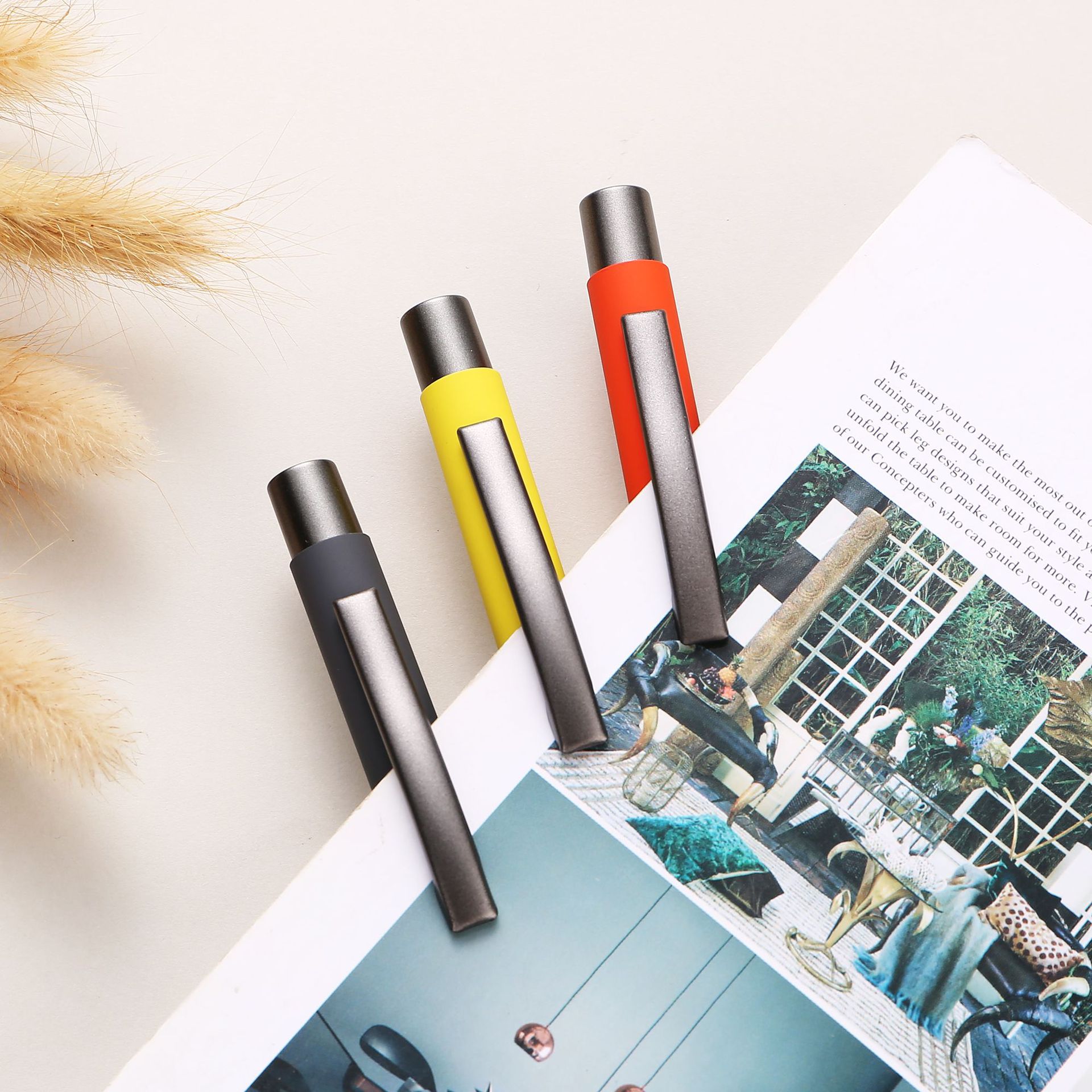 ins high-appearance-level colored ballpoint pens, quick-drying gel pens without ink break, can print logos, student writing stationery Application Scenario