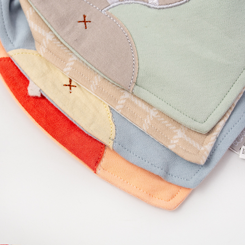 Baby triangular scarf, baby three-dimensional scarf, saliva towel, pure cotton waterproof, summer thin style, Korean breathable for girls and boys Application Scenario
