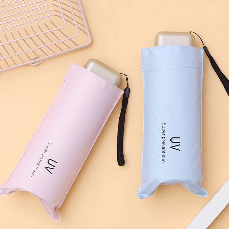 UV扁五折伞防紫外线迷你遮阳太阳伞晴雨两用黑胶防晒口袋雨伞批发