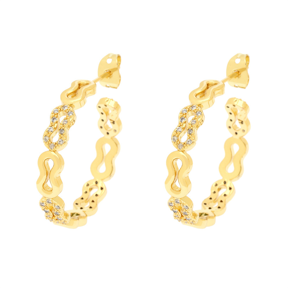 Cross-Border New Star C-Shaped Earrings Copper Micro-Inset Zircon Personality Exaggerated Big Ear Earrings Ins Ear Accessories Application Scenario
