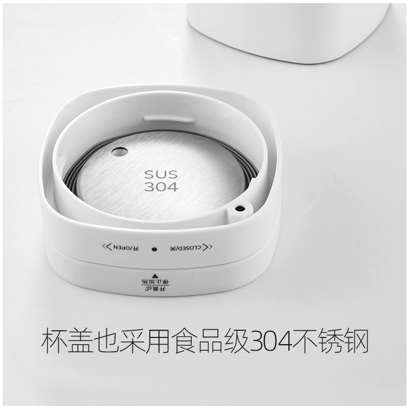 Batch of portable electric heating water kettle, water heating cup, travel small dormitory water heating and heat preservation integrated hot water kettle Application Scenario