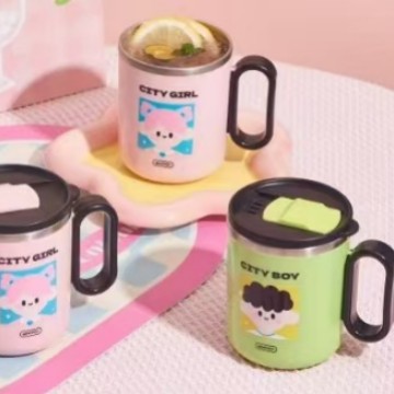 Cross-border best-selling cute mouthwash cups, boy and girl pattern mugs, milk cups with LIDS, high appearance level, simple and fashionable full figure