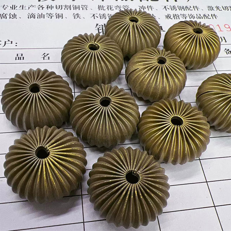 diy jewelry accessories: Copper bead blanks, gold-plated and color-preserving watermelon beads, decorated pumpkin beads, and hand-strung beads Specification image