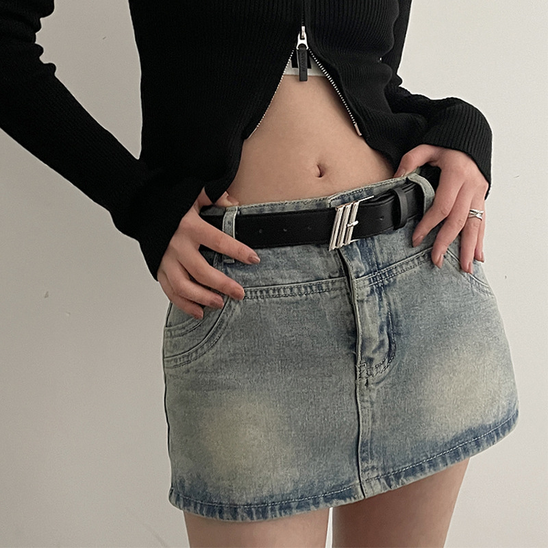 Black Belt Ins Slimming Belt Female Niche New Summer Waist Reduction Student Korean Version Leisure All Match Real Leather Application Scenario