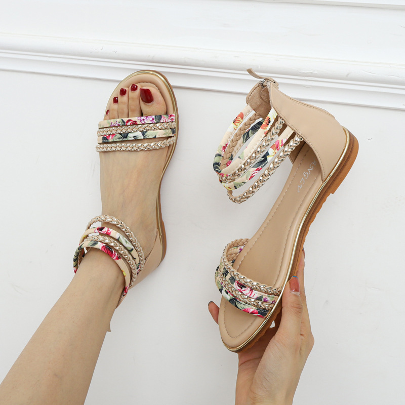 Foreign Trade Flat Roman Shoes 2023 New Women's Fashion Leisure Sandals Holiday Tour Flower Cloth Beach 914-5 Application Scenario