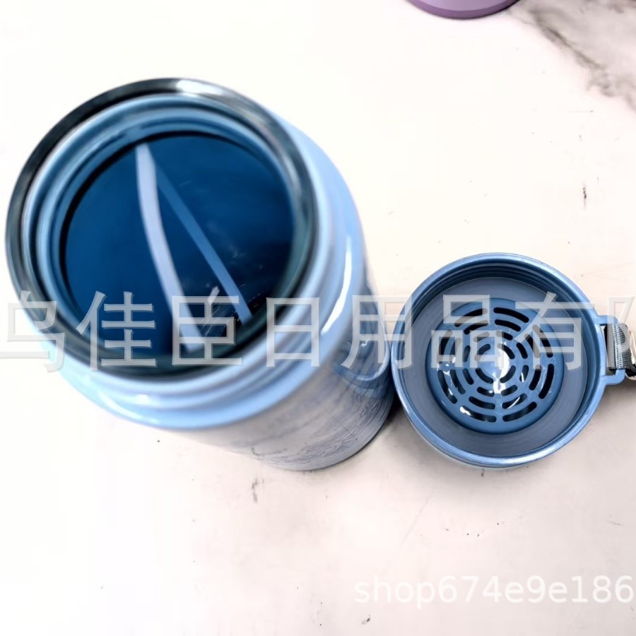 ins Creative new rose patterned glass cups with a drawstring for draining water are convenient for students to carry. Wholesale Application Scenario