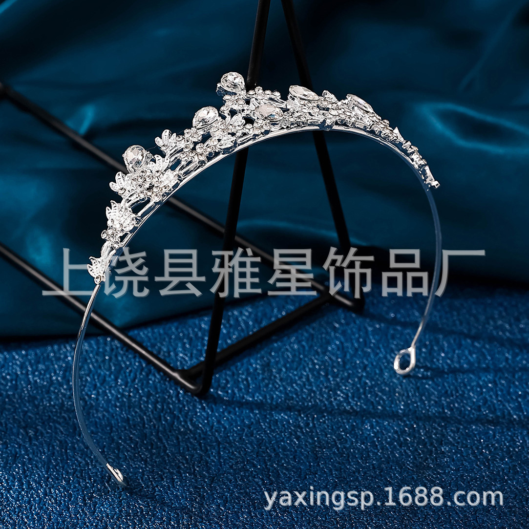 New diamond and silver princess headwear wedding dress from Europe and America, super shiny crystal bridal hair crown, princess crown details Picture