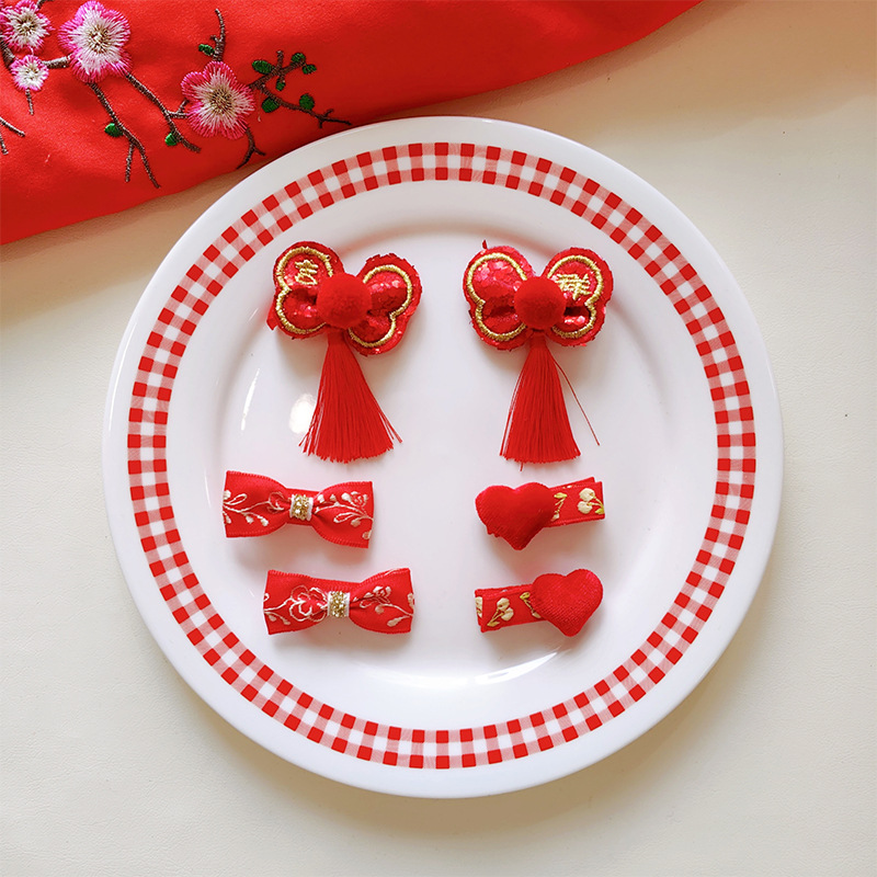 Factory wholesale baby hair clips, New Year red Hanfu birthday hair accessories, baby tassels, bows, New Year small clips details Picture