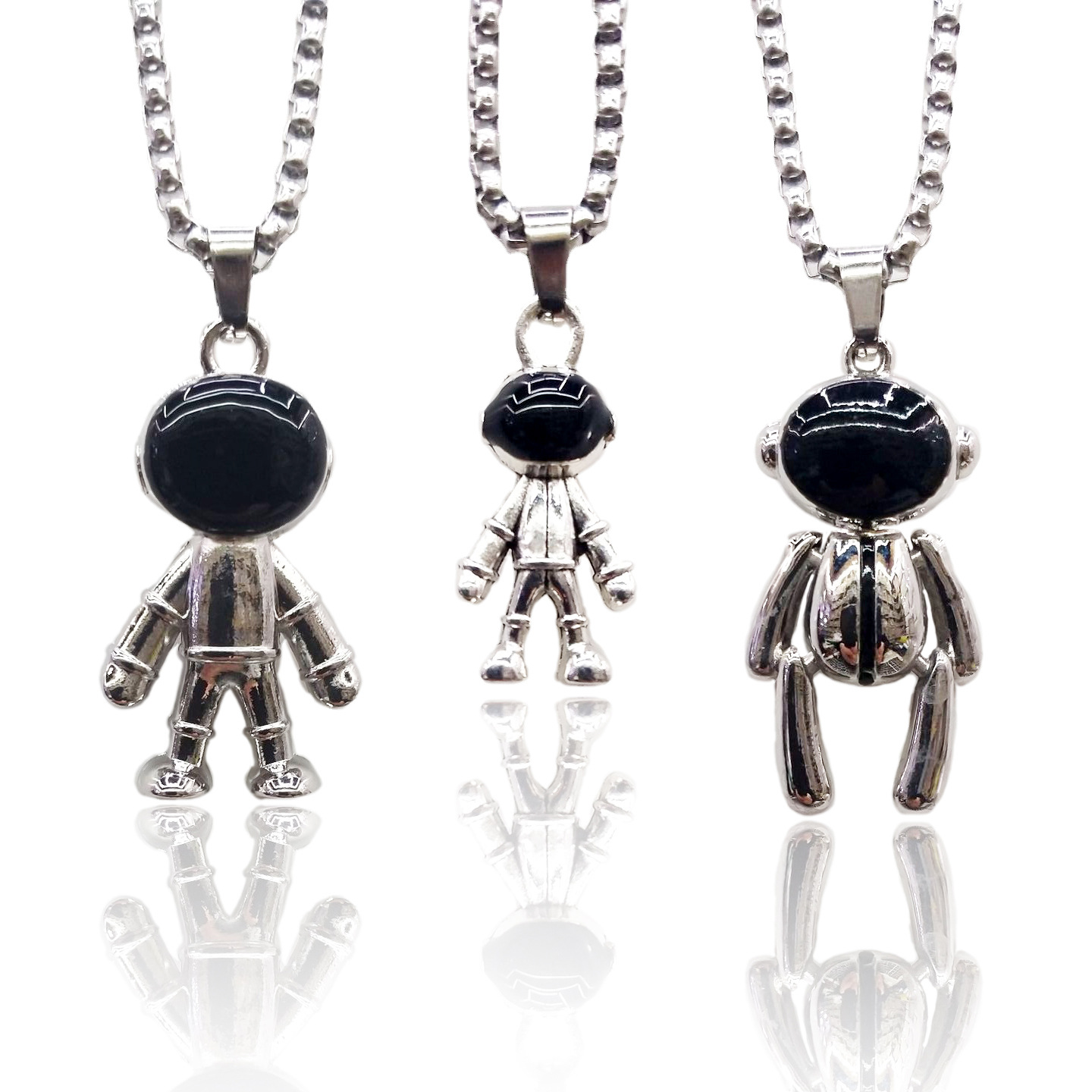 Net Celebrity Men's Necklace Cute Astronaut Necklace Sweater Chain Alloy Hip Hop Stainless Steel Necklace Wholesale