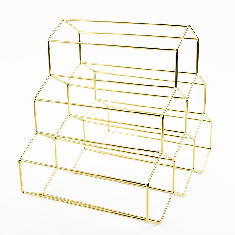 Creative Iron Art Wine Rack Metal Honeycomb Wine Rack Wine Rack Nordic Sample Room Home Jewelry Wine Cabinet Decoration Application Scenario