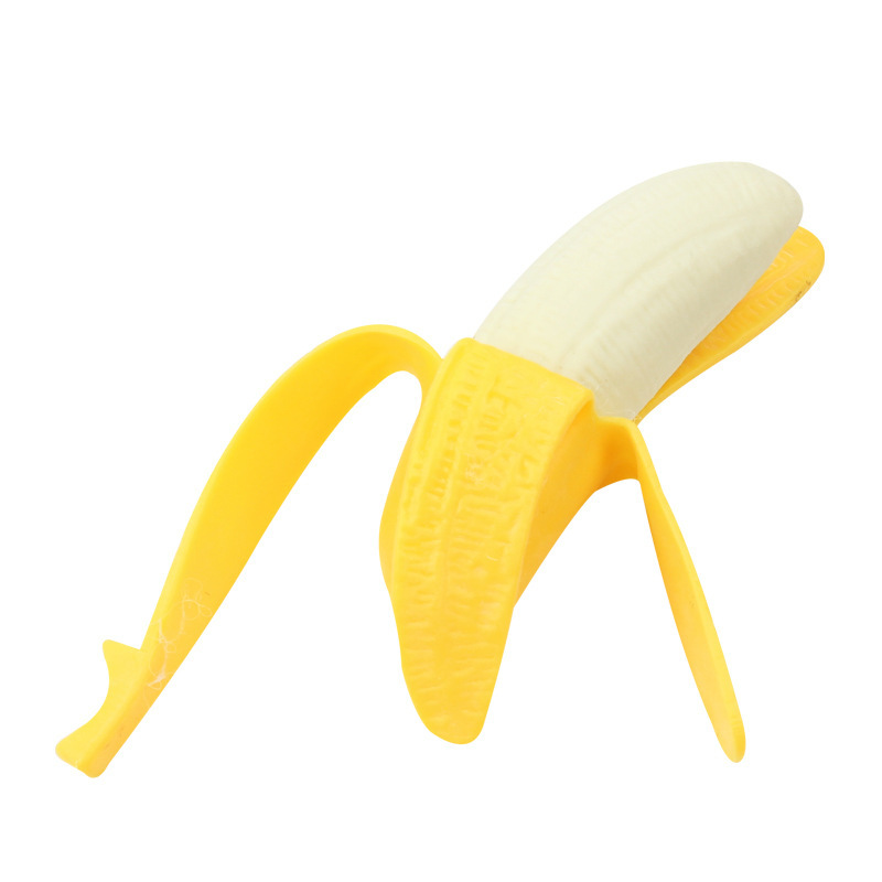 解压剥皮香蕉白底实物图