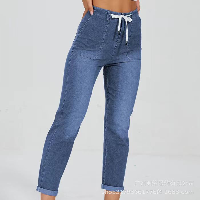 Amazon women's jeans 2023. The belt design for women is tight and loose, and the length of the hanging dyeing process is the same details Picture