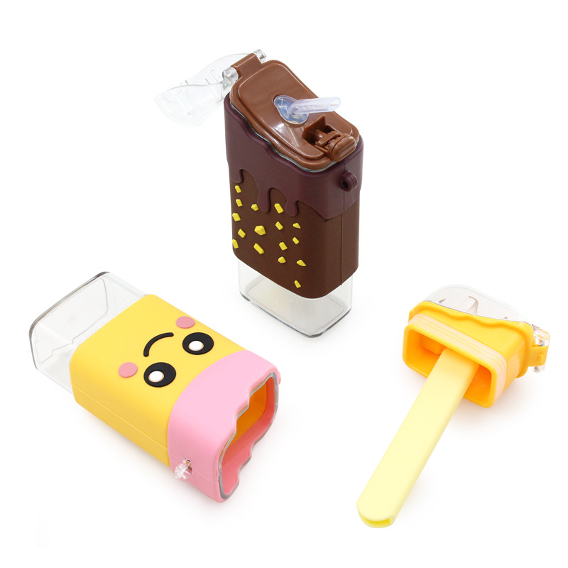 Cute cartoon mini small-capacity ice cream plastic cup, outdoor bouncing cup, children's water cup, backpack, double-layer straw cup Application Scenario