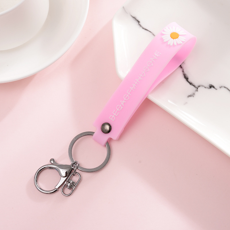 New Multicolor Daisy Soft Glue Key Chain Wrist Rope Car Bag Small Gift Accessory Pendant Application Scenario